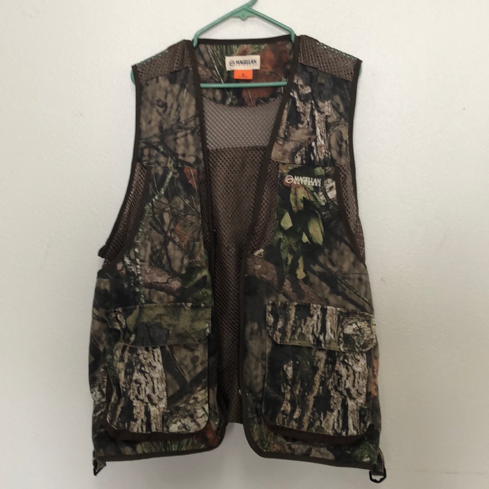 Magellan hunting vest